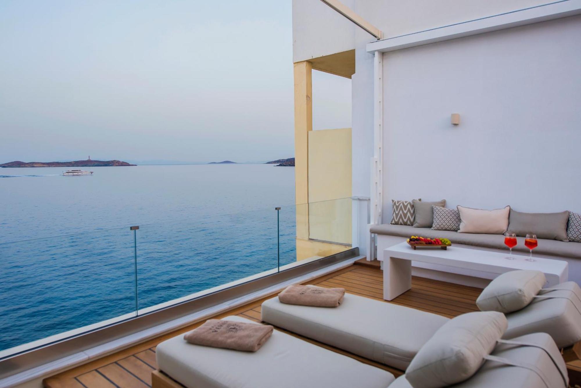 Anaya Suites Ermoupoli Esterno foto