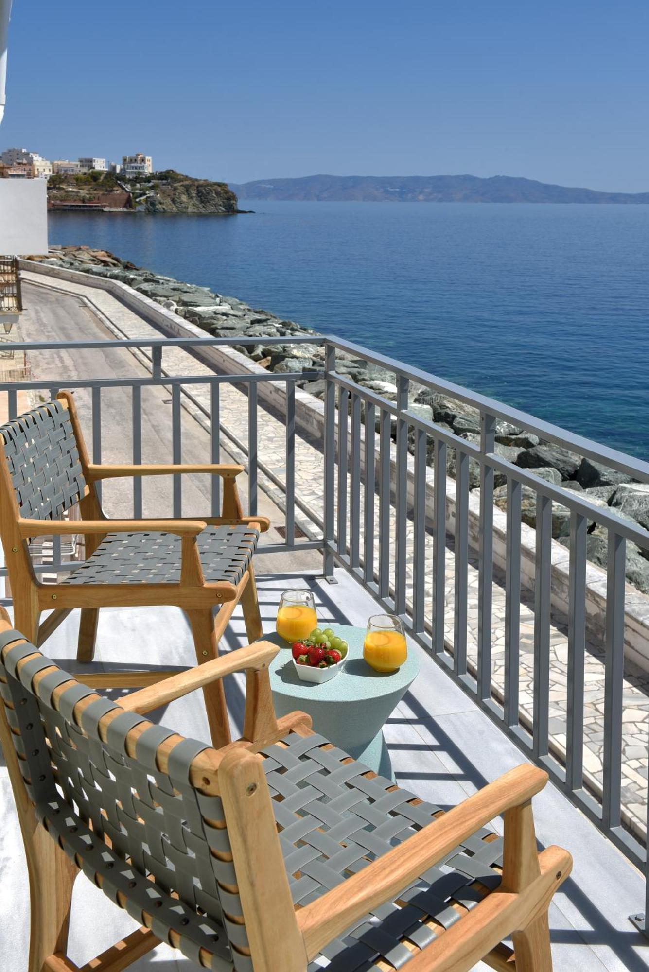 Anaya Suites Ermoupoli Esterno foto