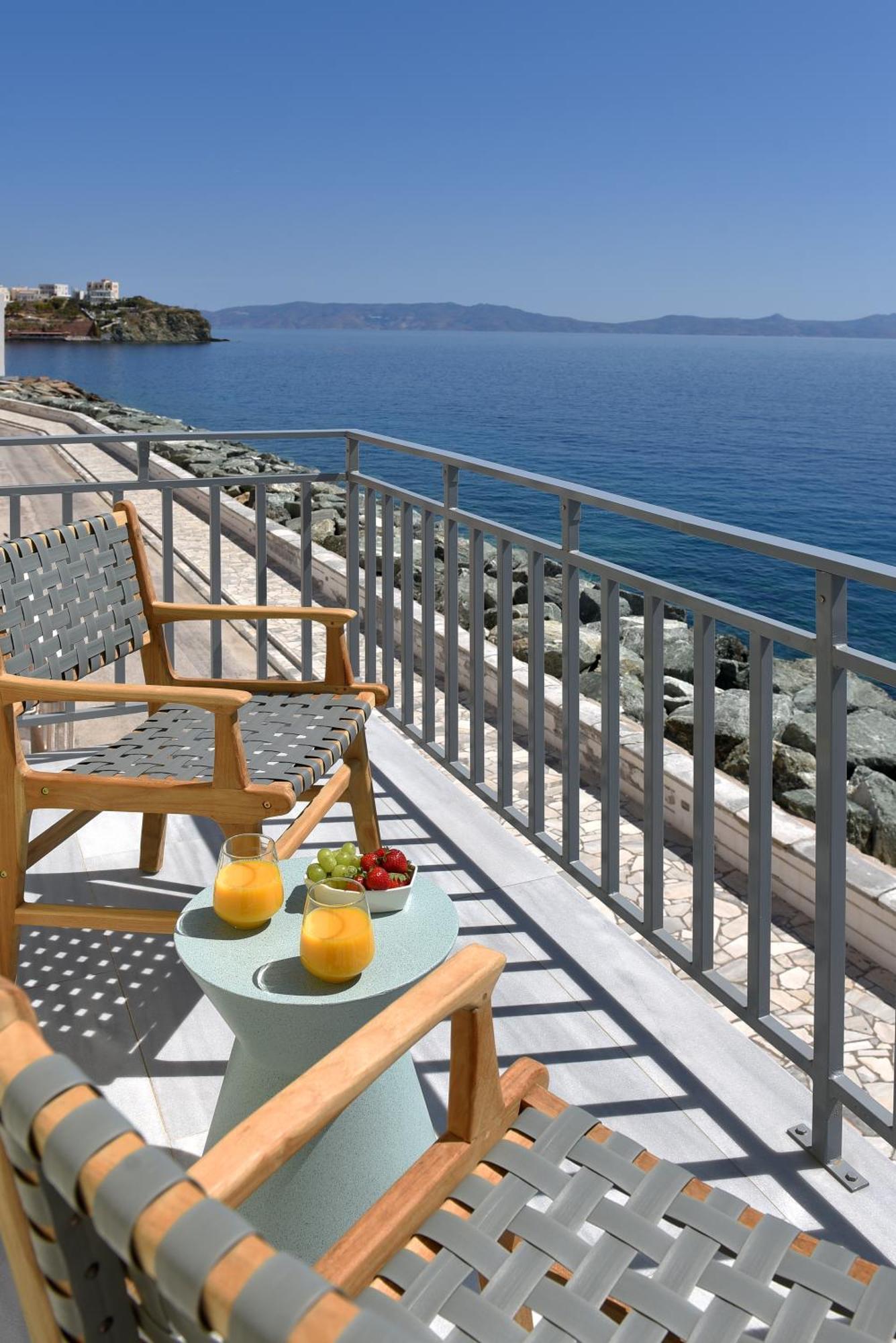 Anaya Suites Ermoupoli Esterno foto