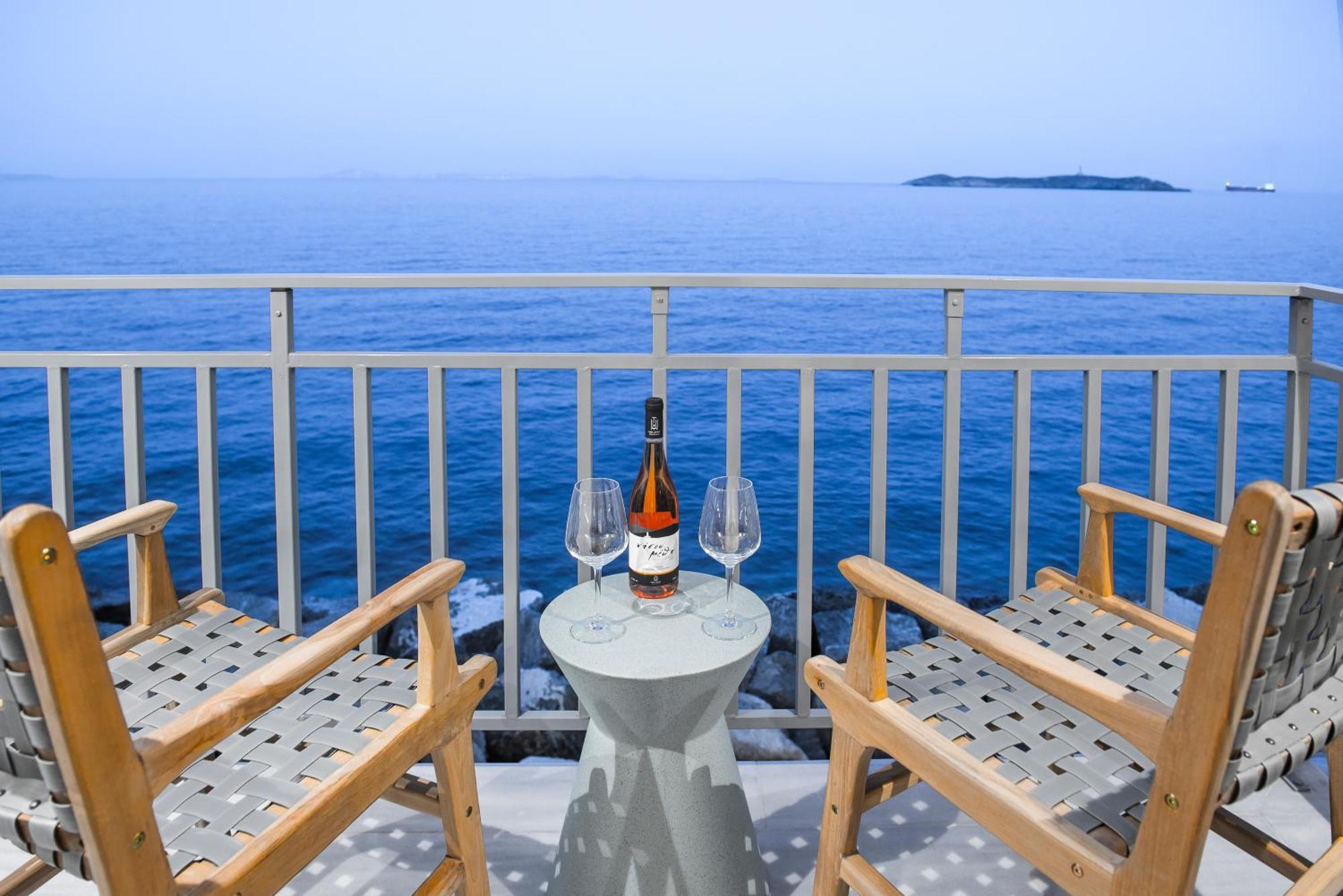 Anaya Suites Ermoupoli Esterno foto